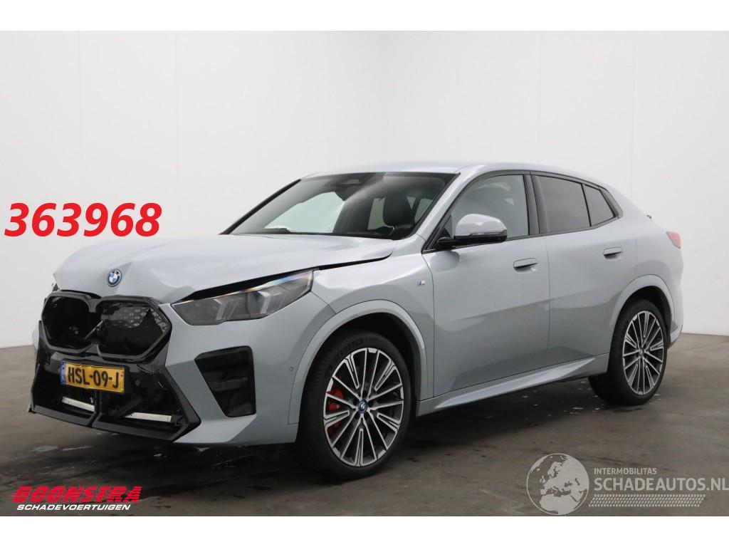 BMW iX2 eDrive20 M Sport Edition Cruise ACC H/K 360° Leder Memory HUD Apple/Android