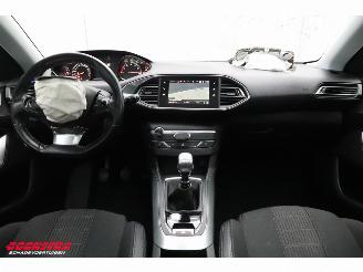 Peugeot 308 1.2 PureTech Allure Pano Navi Clima Cruise Camera PDC 95.668 km! picture 14