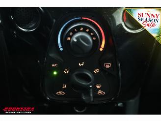 Peugeot 108 1.0 e-VTi Allure TOP! Open dak Cruise Airco Bluetooth LMV picture 26