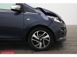 Peugeot 108 1.0 e-VTi Allure TOP! Open dak Cruise Airco Bluetooth LMV picture 5