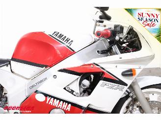 Yamaha FZR 400 RR picture 12