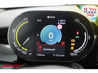 Mini Electric MINI Yours 33 kWh LED Apple/Android Clima Cruise picture 19