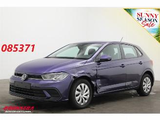krockskadad bil auto Volkswagen Polo 1.0 5-drs Airco Cruise Virtual SHZ PDC 26.671 km! 2022/4