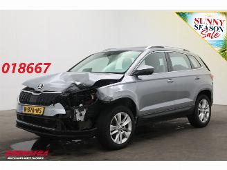 Vaurioauto  passenger cars Skoda Karoq 1.5 TSI DSG ACT Business Edition Plus ACC Navi Clima SHZ Camera PDC 2021/11