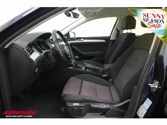 Volkswagen Passat Variant 1.6 TDI Comfortline Navi Cruise Clima PDC AHK picture 8