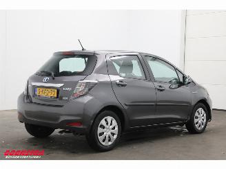 Toyota Yaris 1.5 Full Hybrid Aspiration 5-drs Cruise Clima Bluetooth Camera picture 3