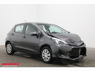 Toyota Yaris 1.5 Full Hybrid Aspiration 5-drs Cruise Clima Bluetooth Camera picture 2