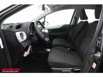 Toyota Yaris 1.5 Full Hybrid Aspiration 5-drs Cruise Clima Bluetooth Camera picture 25