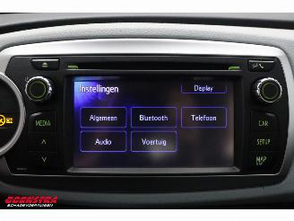 Toyota Yaris 1.5 Full Hybrid Aspiration 5-drs Cruise Clima Bluetooth Camera picture 33