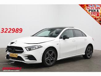 krockskadad bil auto Mercedes A-klasse 250 e AMG Limited Pano Navi SHZ PDC AHK 2021/7