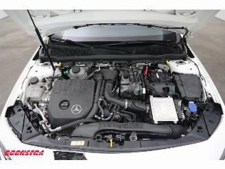 Mercedes A-klasse 250 e AMG Limited Pano Navi SHZ PDC AHK picture 10