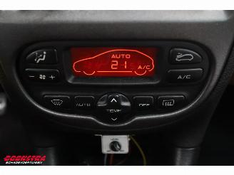 Peugeot 206 CC 1.6-16V Roland Garros Hardtop Clima Leder picture 17