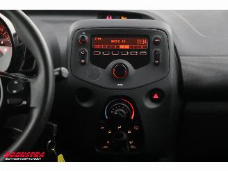 Toyota Aygo 1.0 VVT-i x-fun Airco Cruise picture 16