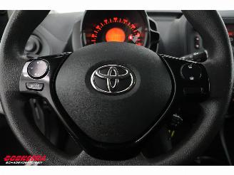 Toyota Aygo 1.0 VVT-i x-fun Airco Cruise picture 20