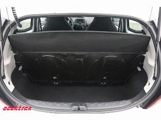 Toyota Aygo 1.0 VVT-i x-fun Airco Cruise picture 27