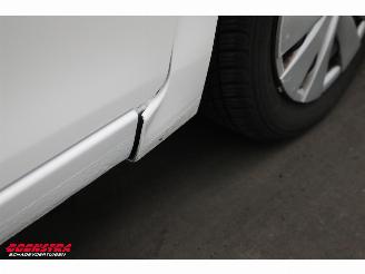 Toyota Aygo 1.0 VVT-i x-fun Airco Cruise picture 13