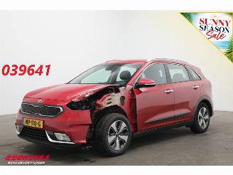Unfallwagen Kia Niro 1.6 GDi Hybrid First Edition Cruise Clima Navi Bluetooth Camera PDC 2017/3