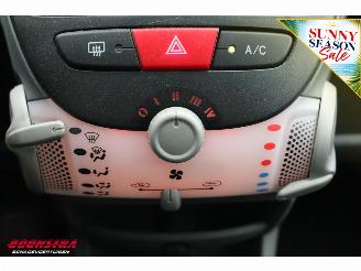 Peugeot 107 1.0-12V AUT Millesim 200 5-drs Cruise Airco 51.588 km! picture 24