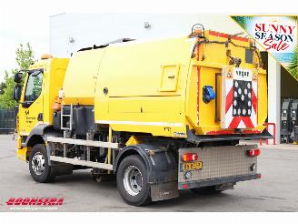 DAF LF 180 Johnston VT651 Kehrmaschine RHD 109.812km! Euro 6 picture 4