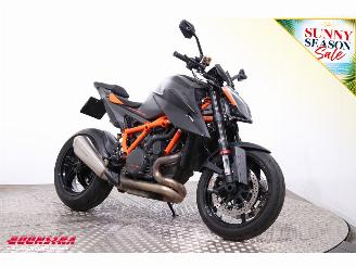 KTM  1290 SuperDuke R ABS Heizgriffe Launch Control Quickshift 16.524 km! picture 2