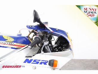 Honda NSR 250 MC18 Rothmans picture 13