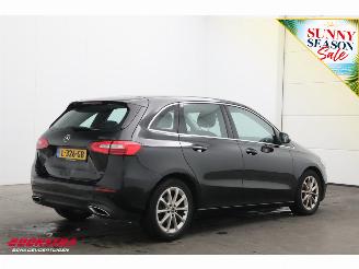 Mercedes B-klasse 180d Premium Plus Cruise Clima Navi SHZ Camera PDC picture 3