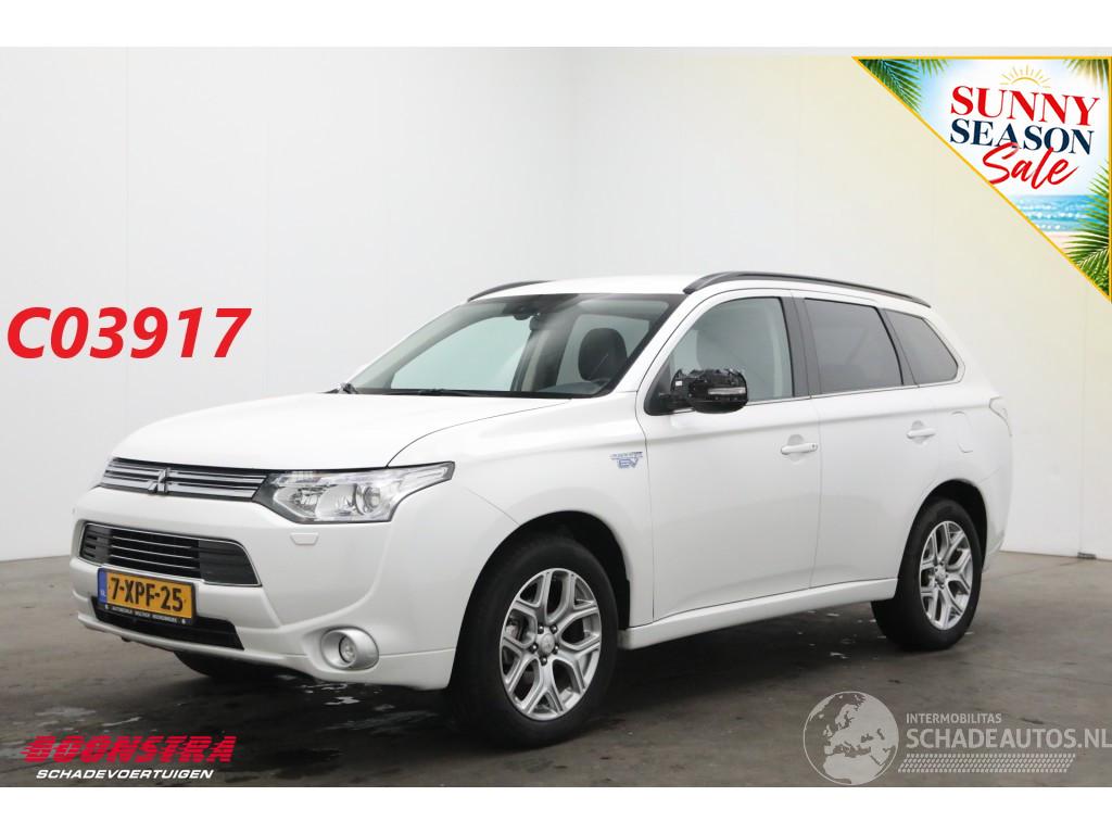 Mitsubishi Outlander 2.0 PHEV Executive Edition Navi Cruise Clima Bluetooth