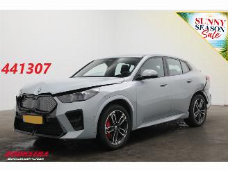 skadebil auto BMW iX2 eDrive20 67 kWh M Sport Edition ACC Navi Clima Leder SHZ Virtual Apple/Android Camera PDC 2025/8