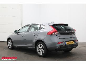 Volvo V-40 2.0 T2 Nordic+ Cruise Clima Navi Bluetooth SHZ PDC picture 4