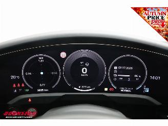 Porsche Taycan GTS 105 kWh PDLS+ Sport Chrono ACC Pano HUD Bose 360° 3.885 km! picture 17