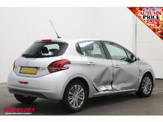 Peugeot 208 1.2 PureTech Allure Apple/Android Navi Clima Cruise Camera 64.916 km! picture 3