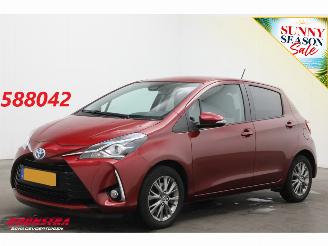 Unfallwagen Toyota Yaris 1.5 Hybrid Dynamic Navi Clima Cruise Camera 96.214 km! 2019/4