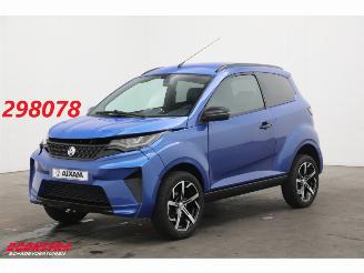 skadebil brommobiel Aixam e Coupé Sport Leder Apple/Android Camera 2025/8