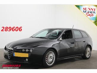 škoda osobní automobily Alfa Romeo 159 Sportwagon 2.0 JTD Ti Distinctive Eerste Eigenaar! Navi Clima Cruise PDC AHK 2011/11