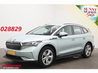 Damaged car Skoda Enyaq 60 Leder Apple/Android Cruise Camera PDC 2021/12