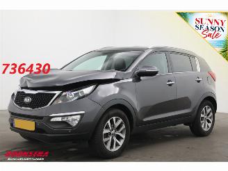 Coche accidentado Kia Sportage 1.6 GDI X-treme ComfortLine Leder Navi Clima Cruise Camera SHZ PDC AHK 2015/12