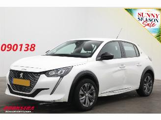 Peugeot e-208 EV Active Pack 50 kWh Apple/Android Navi Clima Cruise PDC picture 1