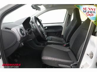 Volkswagen Up! 1.0 5-DRS Bluetooth Airco Cruise PDC 92.718 km! picture 15