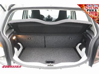 Volkswagen Up! 1.0 5-DRS Bluetooth Airco Cruise PDC 92.718 km! picture 23