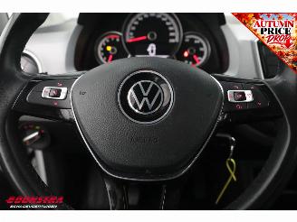 Volkswagen Up! 1.0 5-DRS Bluetooth Airco Cruise PDC 92.718 km! picture 18