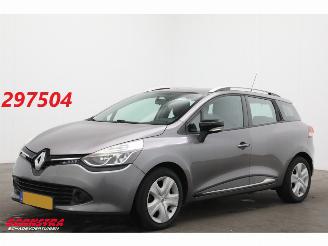 Gebrauchtwagen PKW Renault Clio Estate Estate Grandtour 0.9 TCe Dynamique Navi Airco Cruise 168.928 km! 2014/10