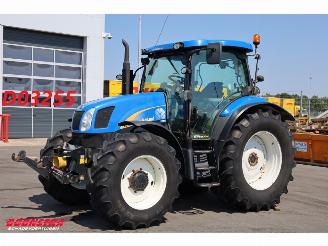 skadebil machine New Holland  T6020 ELITE BY 2012 8.421 Uur BY 2012 8.421 Uur 2012/6