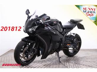 uszkodzony motocykle Honda  CBR 1000RR Fireblade CBR 1000RR Fireblade 26.130 km! 2011/8