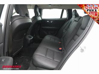 Volvo V-60 2.0 B3 AUT Essential Edition ACC SHZ LrHZ Camera Leder Virtual Navi Clima picture 22