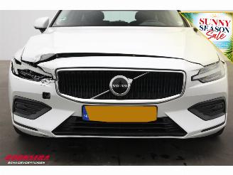 Volvo V-60 2.0 B3 AUT Essential Edition ACC Navi Clima Apple/Android Leder Virtual Camera PDC picture 12