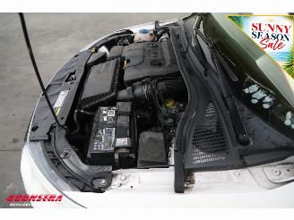 Skoda Fabia Combi 1.4 TDI DSG Ambition Business Navi Cruise Airco Bluetooth PDC picture 9