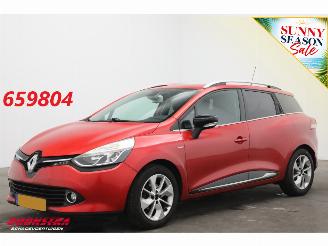 Damaged car Renault Clio Estate Grandtour 0.9 TCe Limited Cruise Navi Clima Bluetooth PDC AHK 2016/8