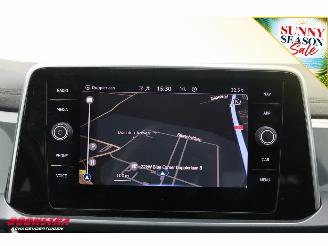 Volkswagen T-Roc 1.5 TSI DSG Style ACC Navi Clima Ergo Act. SHZ Apple/Android Virtual Camera PDC picture 25