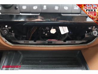 BMW 3-serie 318i Aut. Luxury Cruise Navi Clima Leder SHZ PDC picture 8