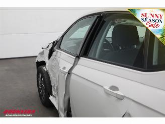 Volkswagen Polo 1.0 TSI Life Virtual ACC Apple/Android picture 19